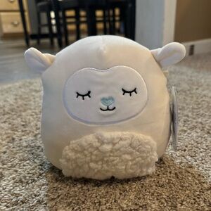 Squishmallows Sophie the Lamb 7” nwt
